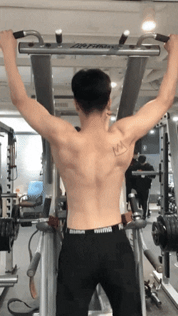 이다원 등근육........ | 인스티즈