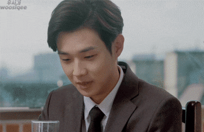 최우식 보면 자꾸 이 짤 먼저 생각나서 ㅠㅠ | 인스티즈