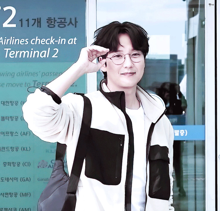 빅스랑 김남길이 한 프레임 안에 있게 될 확률은 없을까... | 인스티즈