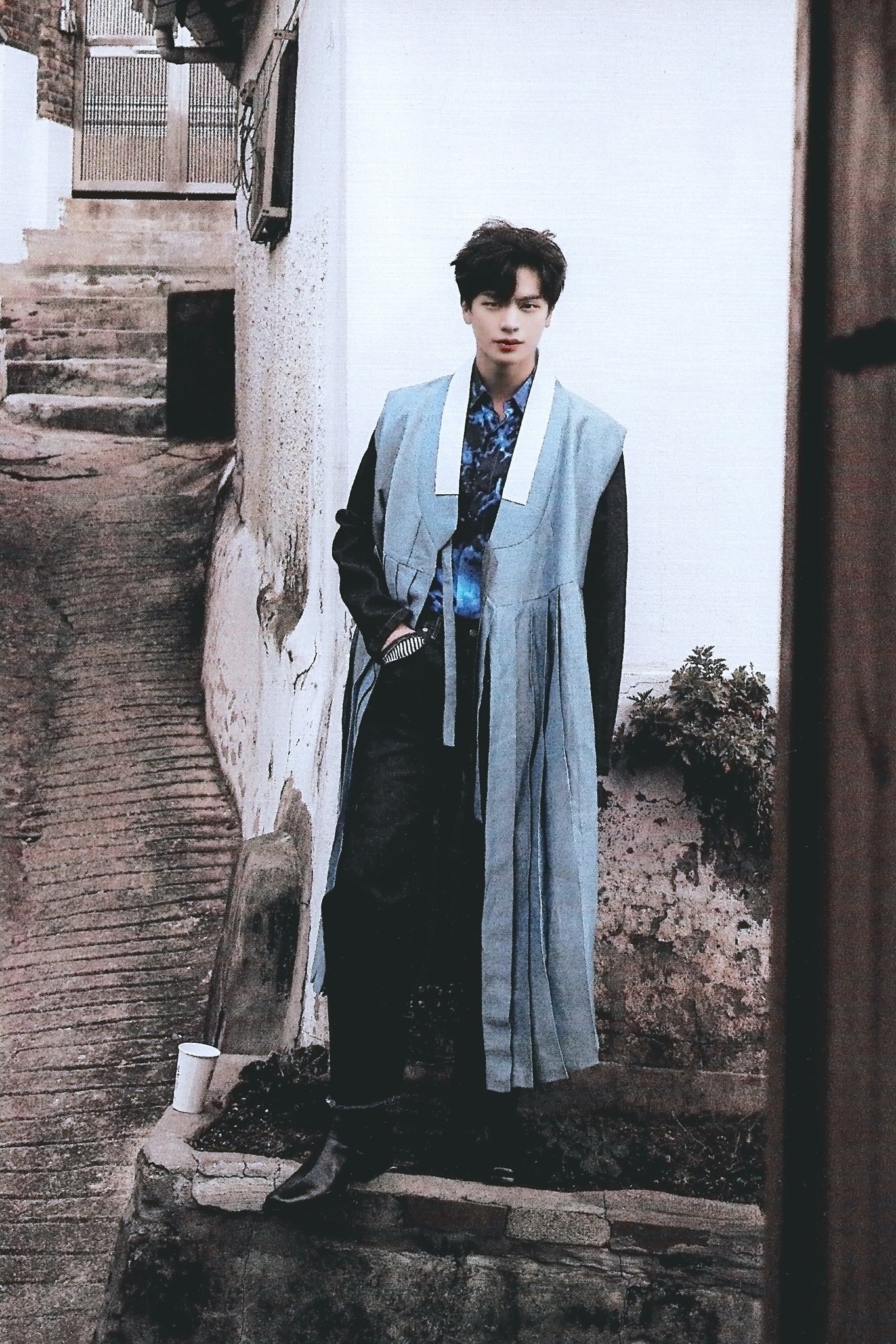 비투비 완전체로 이거 입고 | 인스티즈