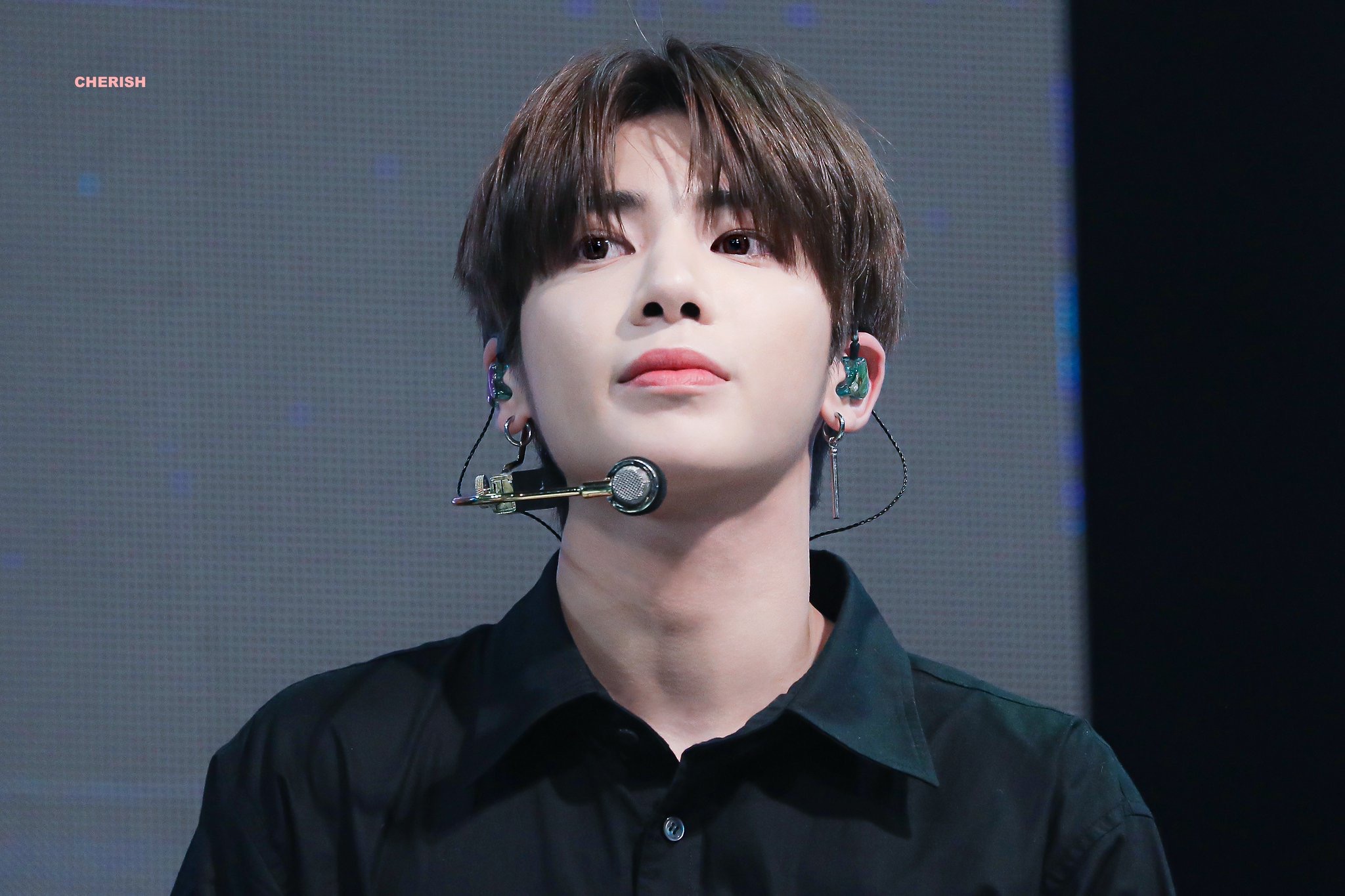 투바투 태현 첫 행사날 미모 | 인스티즈