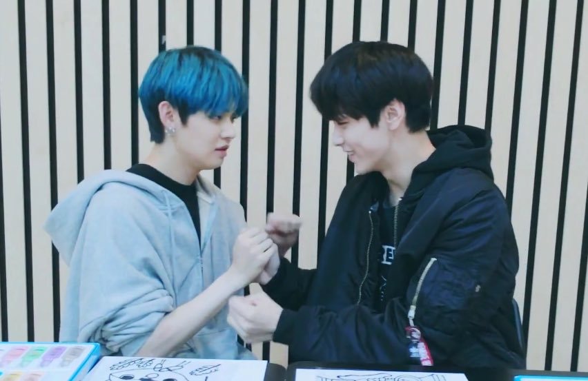 투바투 연준이랑 수빈이 주먹차이봐ㅋㅋㅋㅋ | 인스티즈