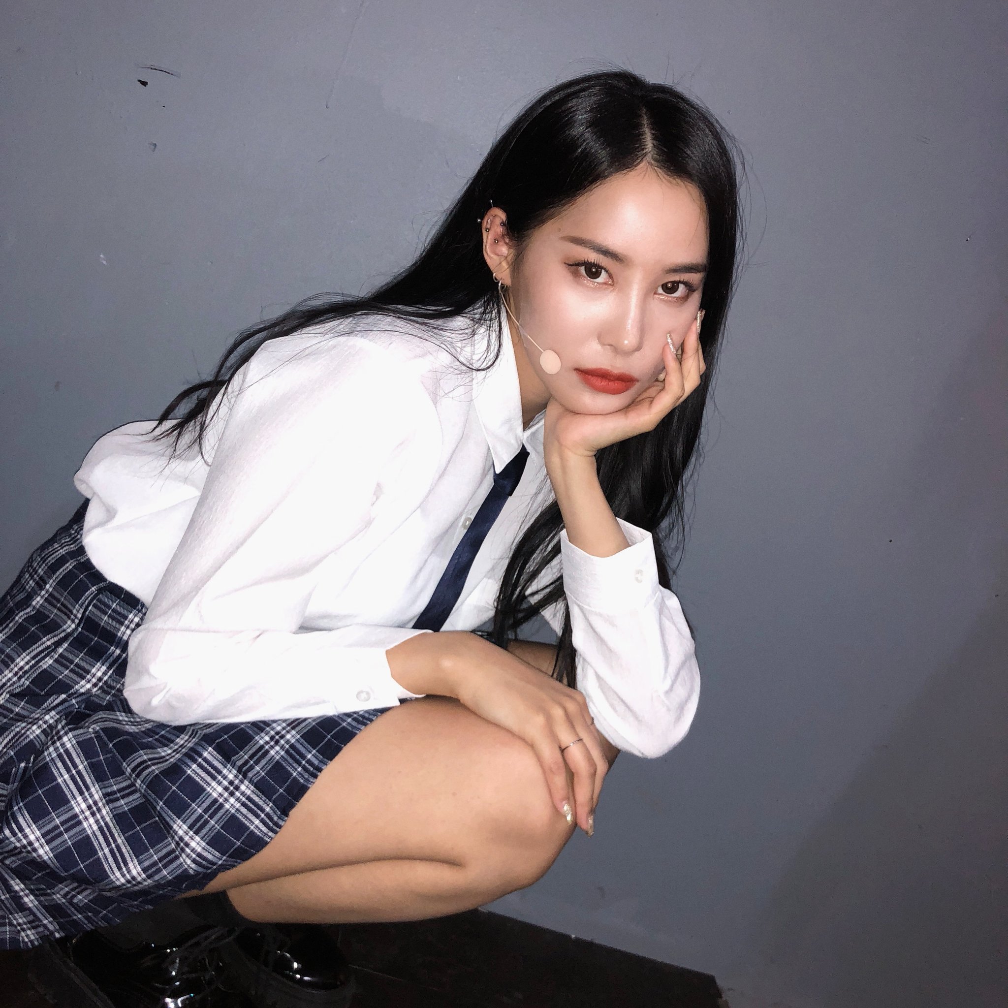 새벽이라 심심해서 하는 본진 짤털이니 마음껏 구경하고 가세요 얼굴 대단하거든요 | 인스티즈