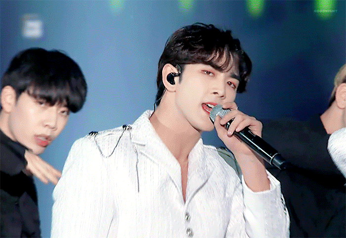 아악 아직도 뉴이스트뽕 안빠져; | 인스티즈