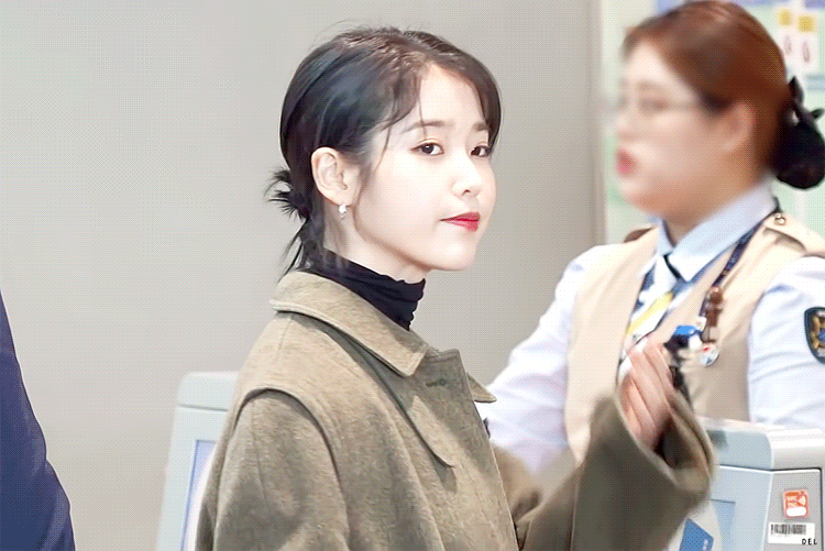 아이유 너무 예쁘지 | 인스티즈