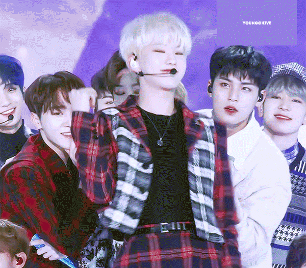 동작 네 번에 네 번 끼부리는 아이돌 | 인스티즈