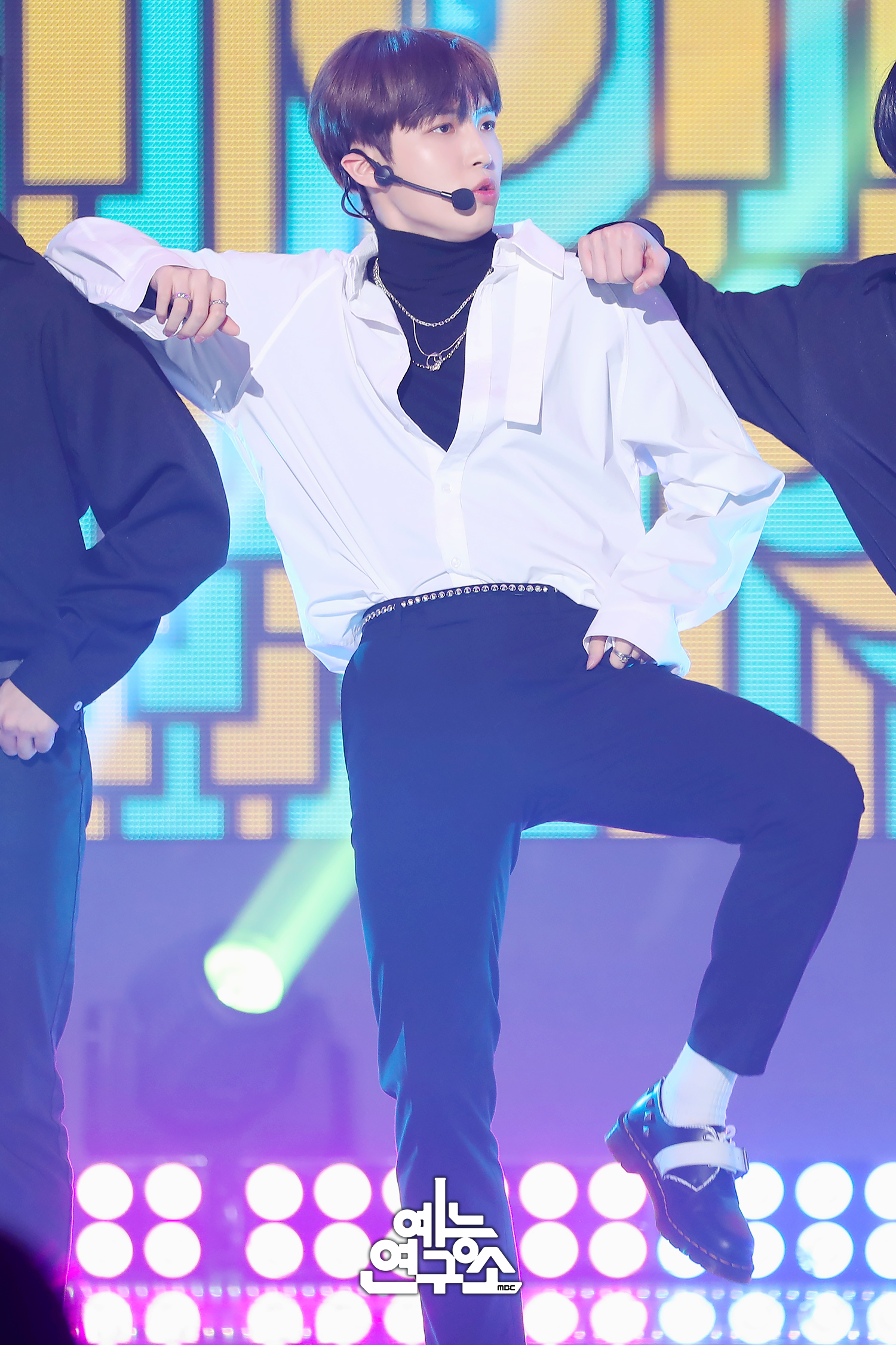 김재환 음중 고화질사진 가져왔다 | 인스티즈