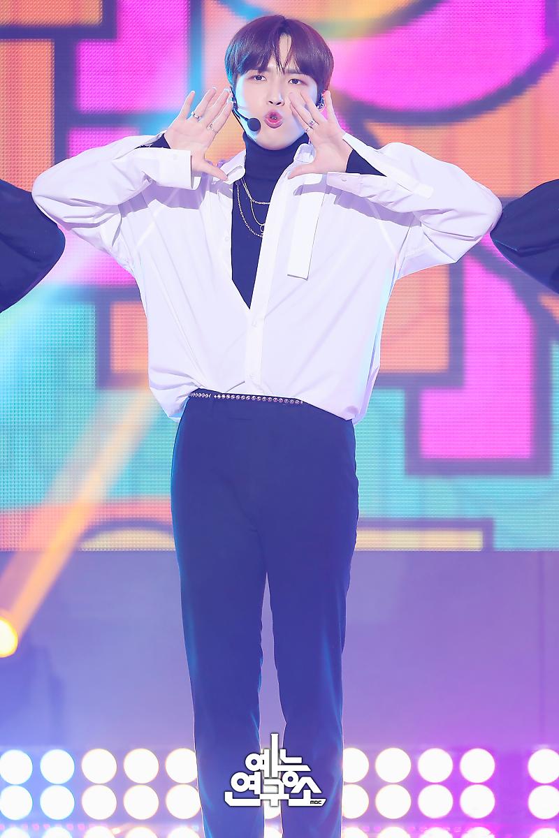 김재환 음중 고화질사진 가져왔다 | 인스티즈