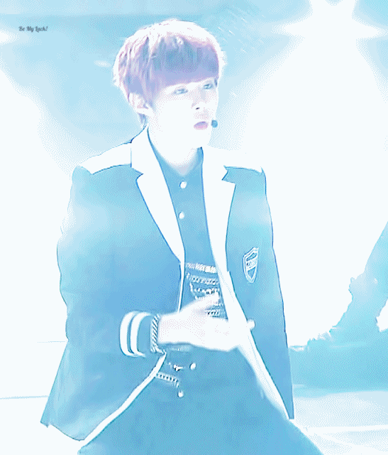 2015 가요대전 때 김우석ㅠㅠ | 인스티즈