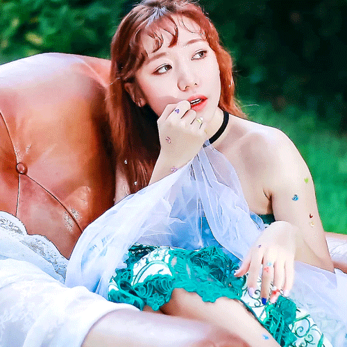 시그 진짜 예뻤어가지고 너무 기대했는데 아직 공지도 안 뜸 | 인스티즈