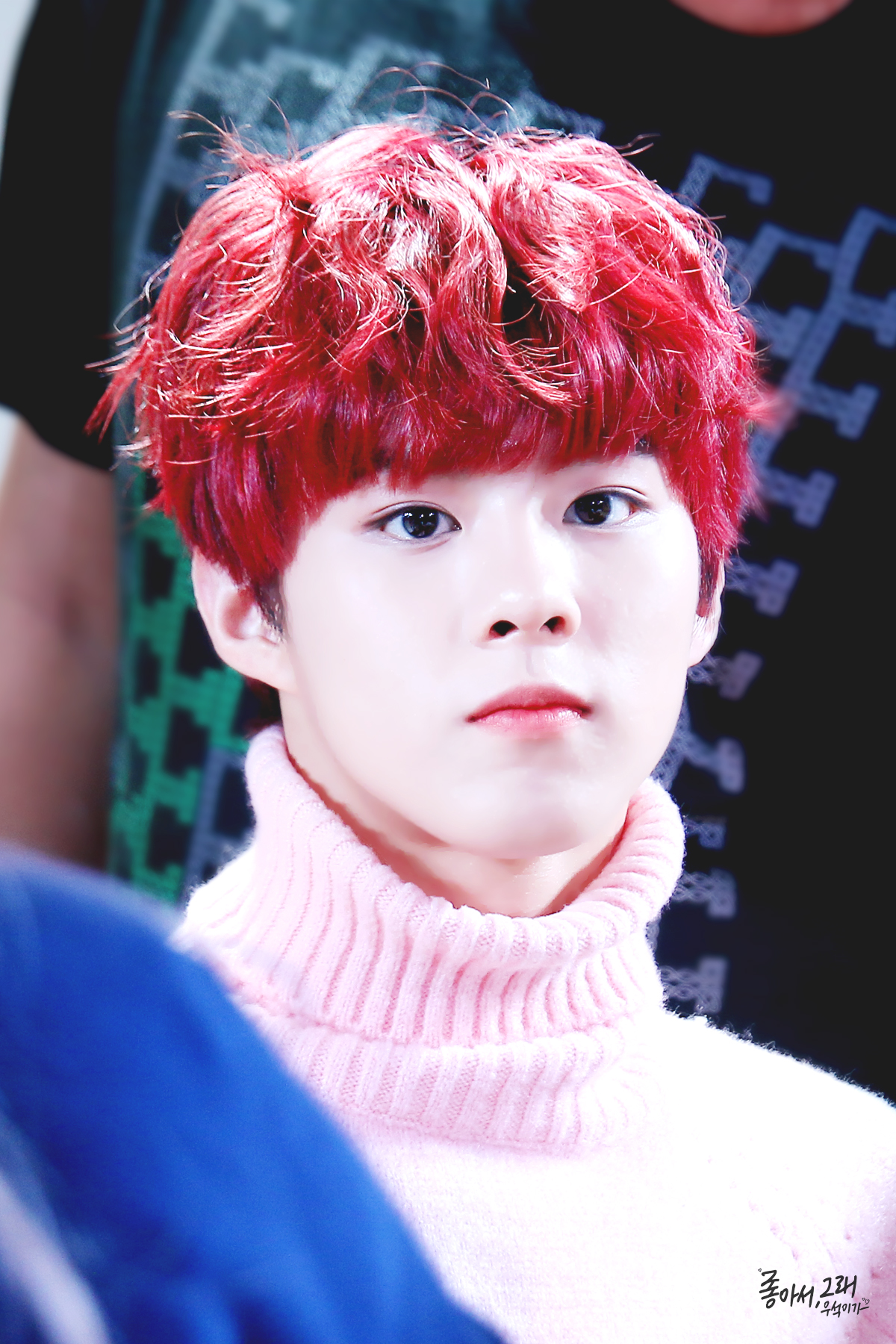 김우석 보면 약간 3살이 아이돌하는건 좀 너무한것같아 | 인스티즈