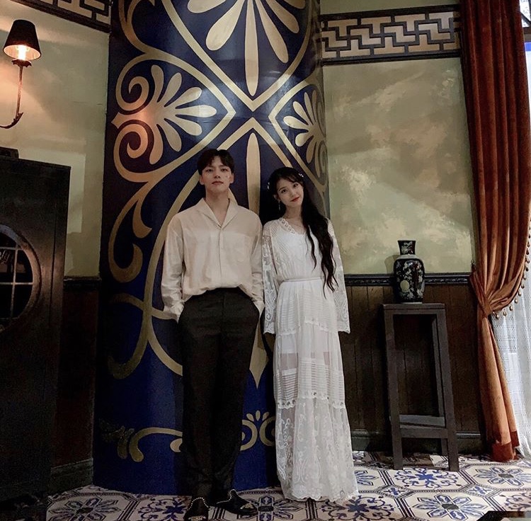 난 호텔 델루나에서 구찬성 이 착장이 제일 좋았어.. 약간 설레는데 왜 설레는지 모르겠어 | 인스티즈