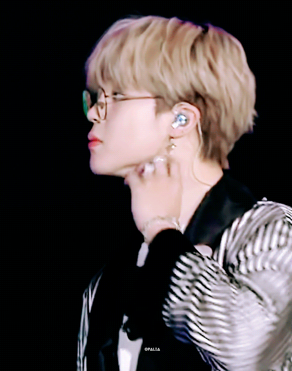 방탄 지민이 무대에서 연기하는거 너무 귀여워❤️ | 인스티즈