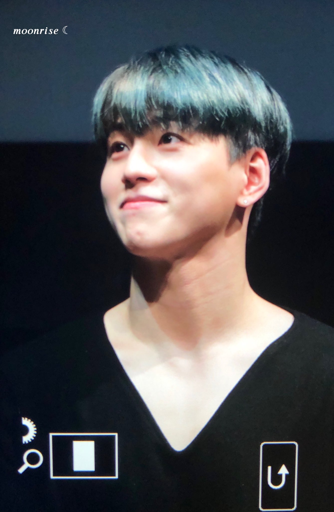 김국헌 팬들 바라보는 눈빛 ㄹㅇ 설레 | 인스티즈