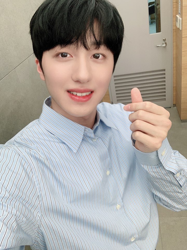 나도 내 최애 온 냉 봐달라거 하고 싶지만 | 인스티즈