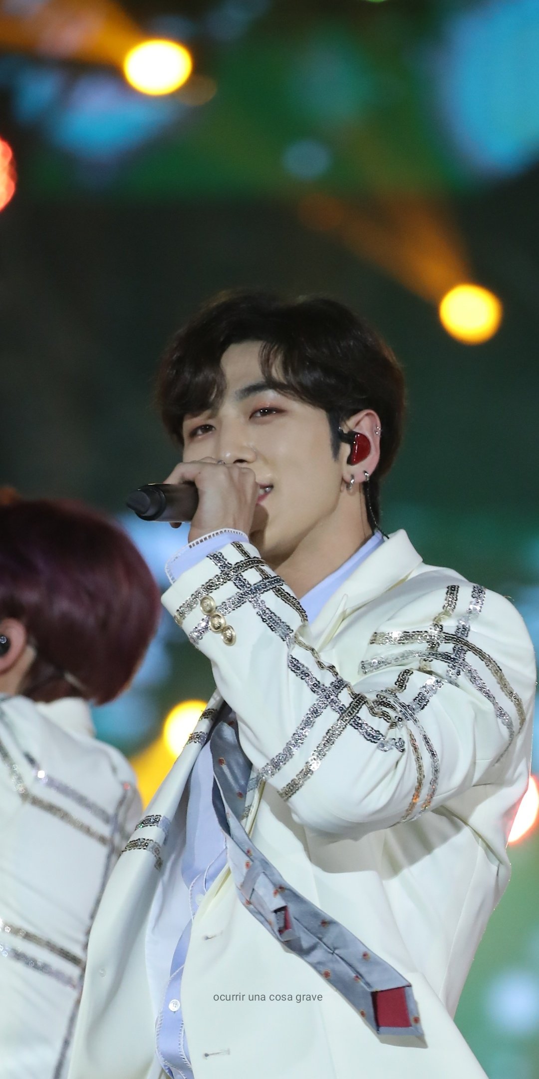 헐 이거 딱 크롭만 한 강동호(뉴이스트) 무보정짤이랭 | 인스티즈