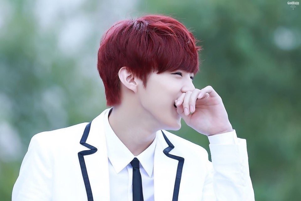 김우석 웃는거 세상 설렘 | 인스티즈