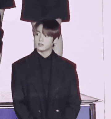 방탄 정국 가요대축제에서 가수들 다 모여있는데 갑자기 본인 노래 나올때 반응ㅋㅋㅋㅋㅋㅋㅋㅋㅋㅋㅋㅋㅋㅋㅋㅋ | 인스티즈