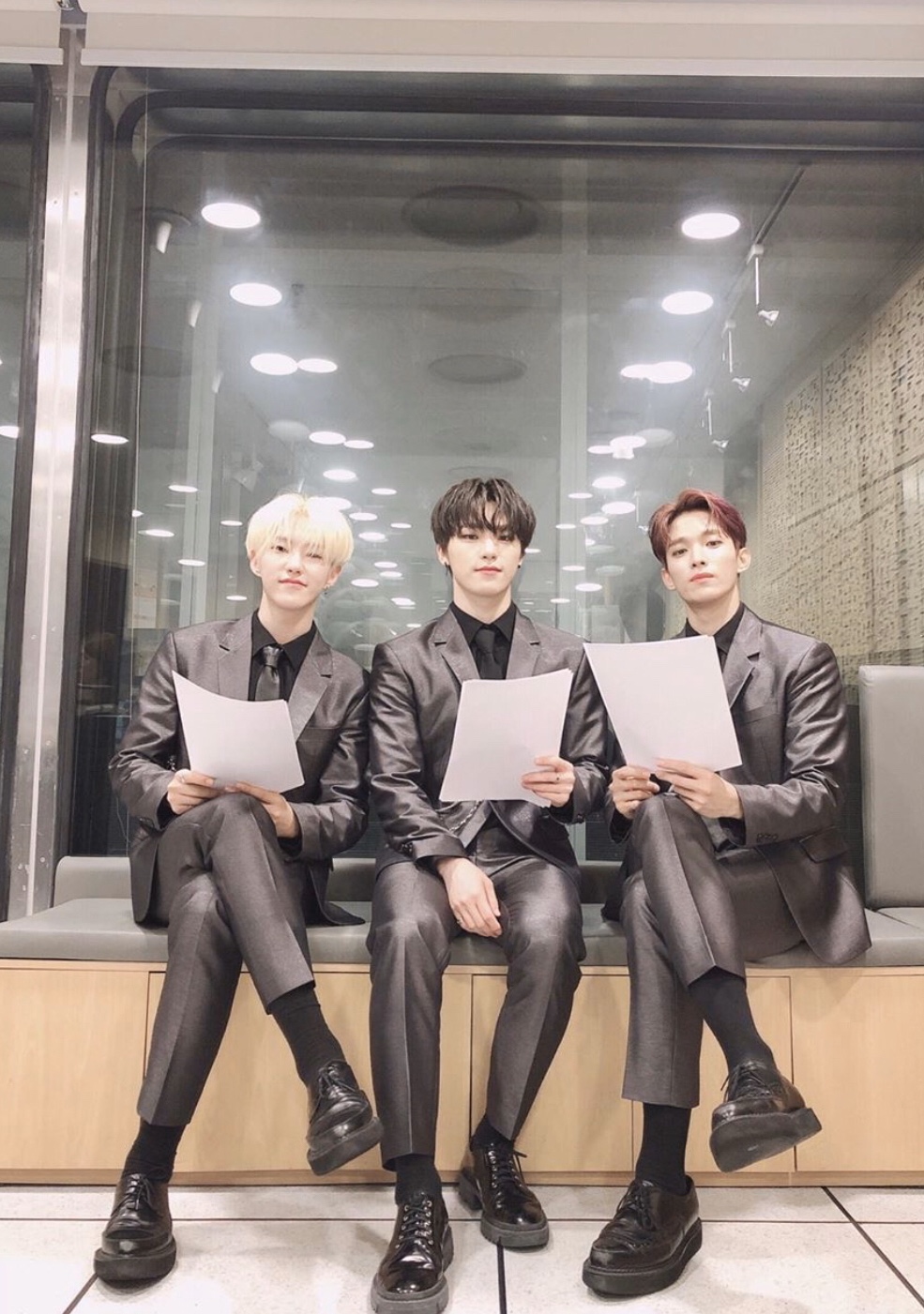 1년 사이에 우리 애들에게 무슨 일이 일어난 거죠 ㅈㅇ 세븐틴 | 인스티즈