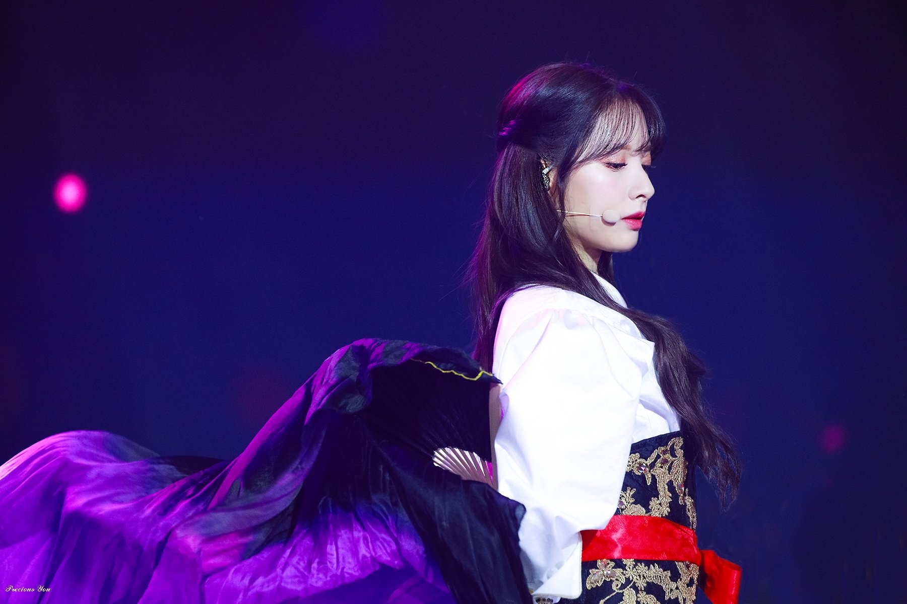 우주소녀 가요대축제 때 소품 진짜 잘 썼다,,, 홈마 사진이 전부 | 인스티즈