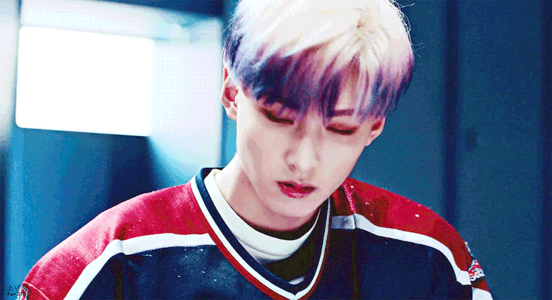 해리포터 1편밖에 안 봐서 잘은 모르지만 얘가 슬리데린상인건 알겠음 | 인스티즈