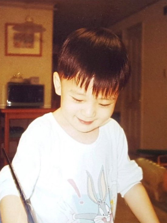 내 본진 아가때인데 한번 누구인지 맞춰볼 사람 | 인스티즈