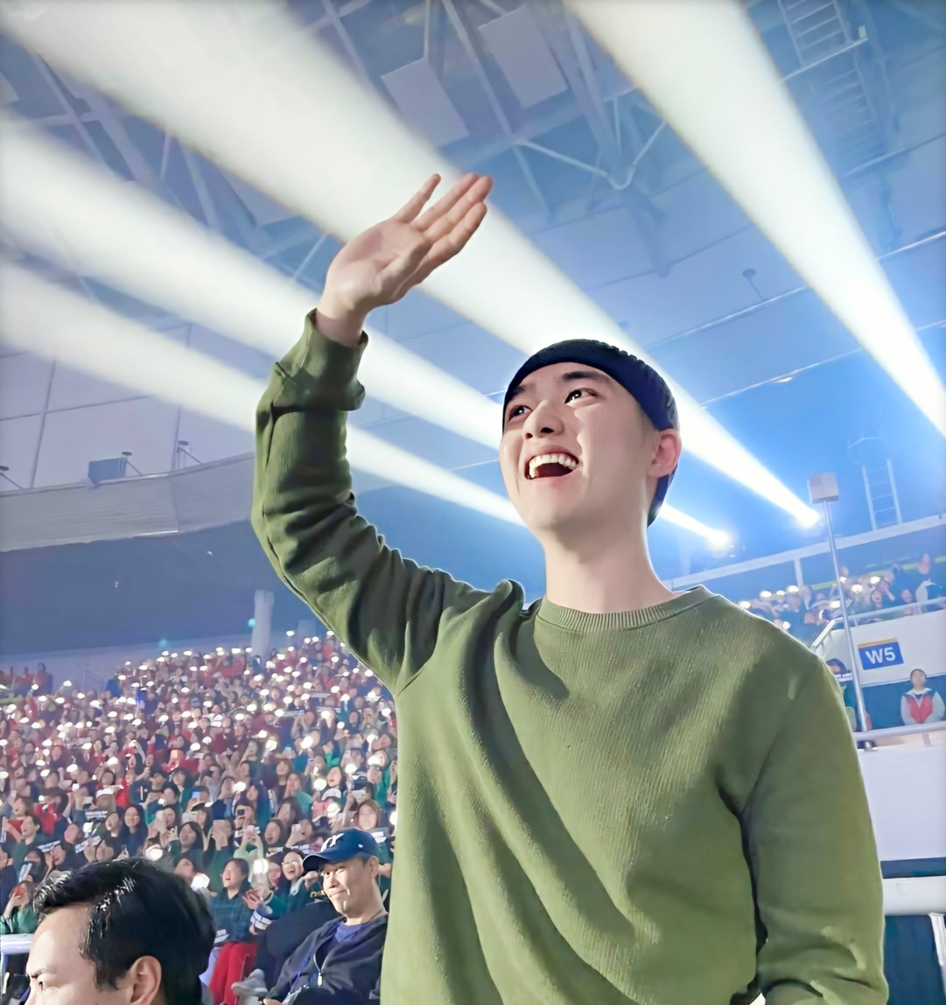 도경수 엑소콘서트온거... | 인스티즈