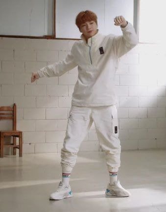 강다니엘 팬들아 북극곰 데려옴 | 인스티즈