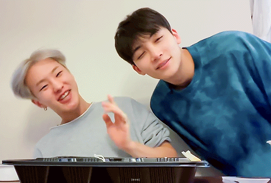 아들+형제적 모먼트=세븐틴 | 인스티즈