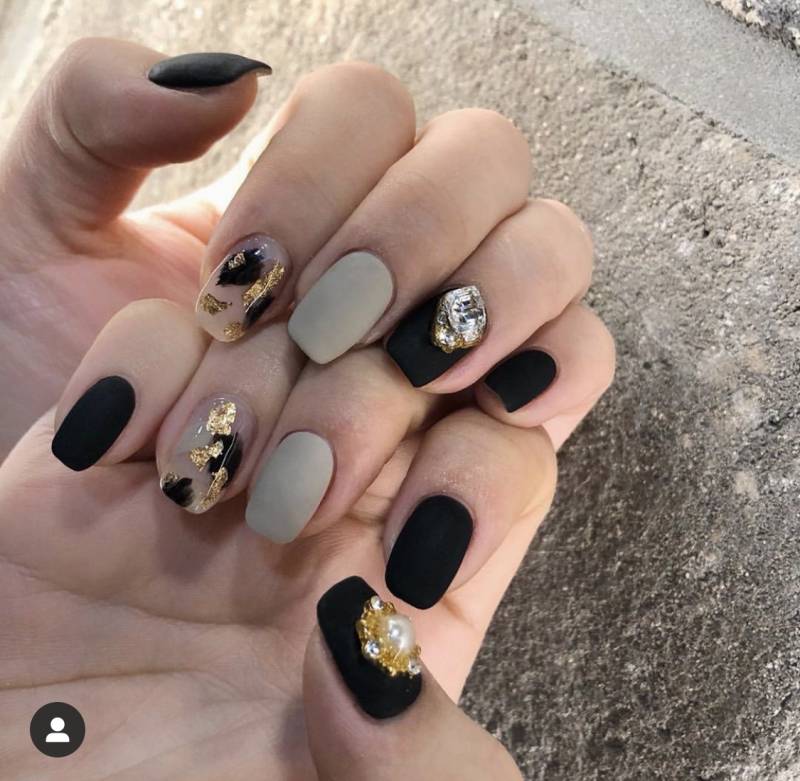 젤네일 받으려는데 디자인 골라주라ㅠㅠㅠㅠㅠ | 인스티즈