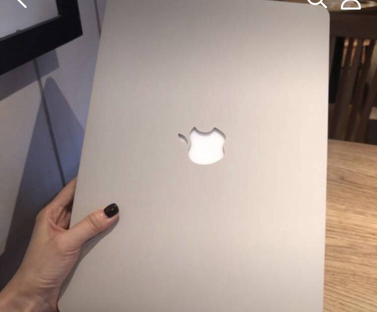 맥북 케이스 뭐가 더 예뽀???⭐️ | 인스티즈