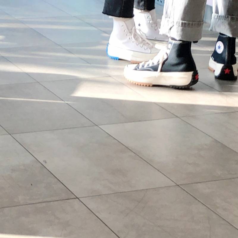 익들 이거 신발이름 모야??? | 인스티즈