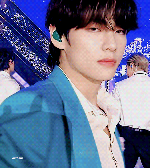 뷔 내가 바로 k-아이돌이다 하는 짤 | 인스티즈