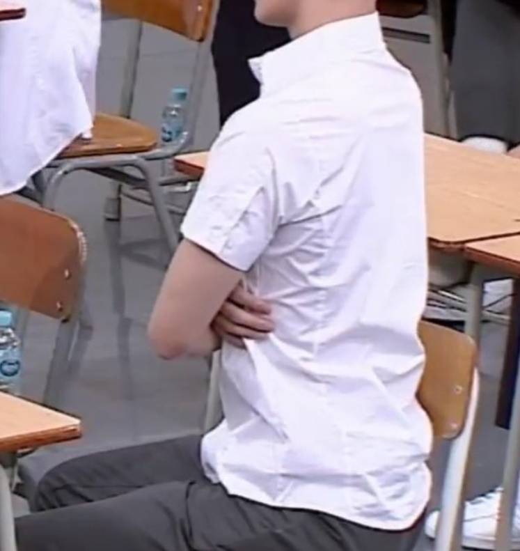 😥😥익들아 이렇게 바른자세 되고싶은데❗❗ | 인스티즈