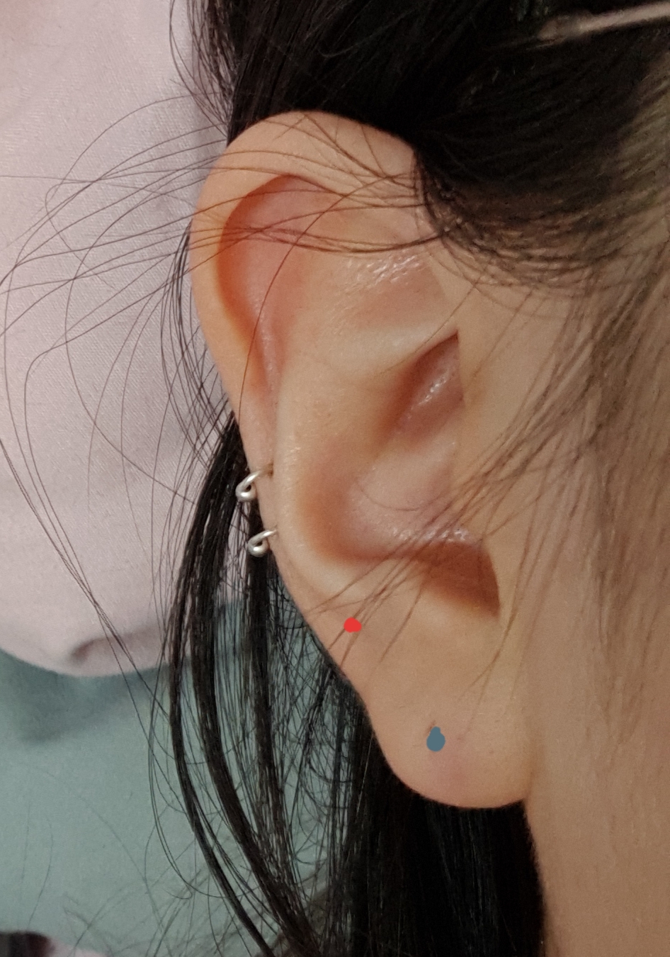 오늘 피어싱 뚫을건데 위치 괜찮은지 봐조 40 | 인스티즈