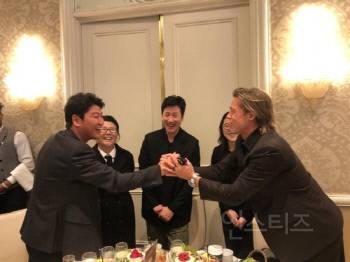 세상 쩌는 [기생충] 언급한 세계 유명인들 모음.jpg(월클...) | 인스티즈