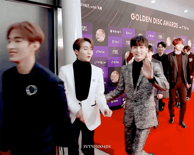 정한 활동 복귀했을때 세븐틴이 온몸으로 좋아하는 거 보여서 진짜 몽글몽글함 | 인스티즈