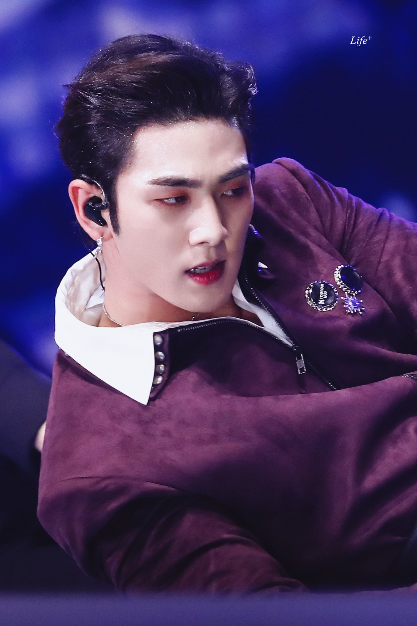 뉴이스트 강동호 과사중에 핵웃긴거 갑 ㅋㅋㅋㅋㅋ | 인스티즈