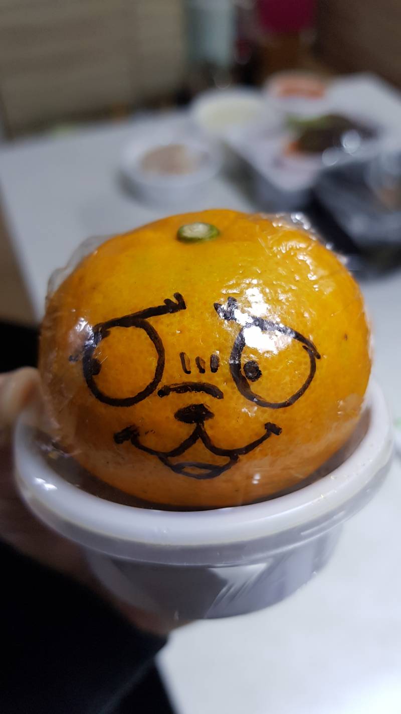 족발시켰는데 살면서 이런거 처음봐 | 인스티즈