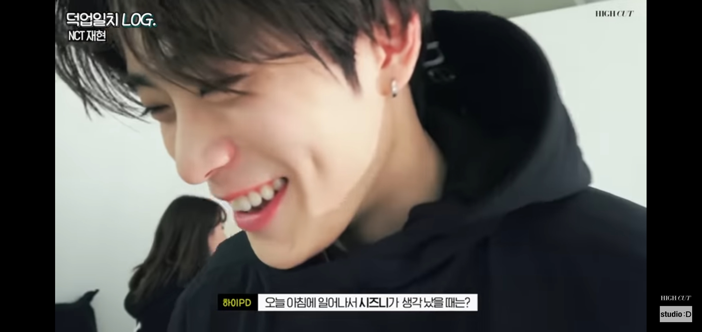 다걸고 타팬인데 진짜 잘생겨서 개안하는 영상들고옴 | 인스티즈