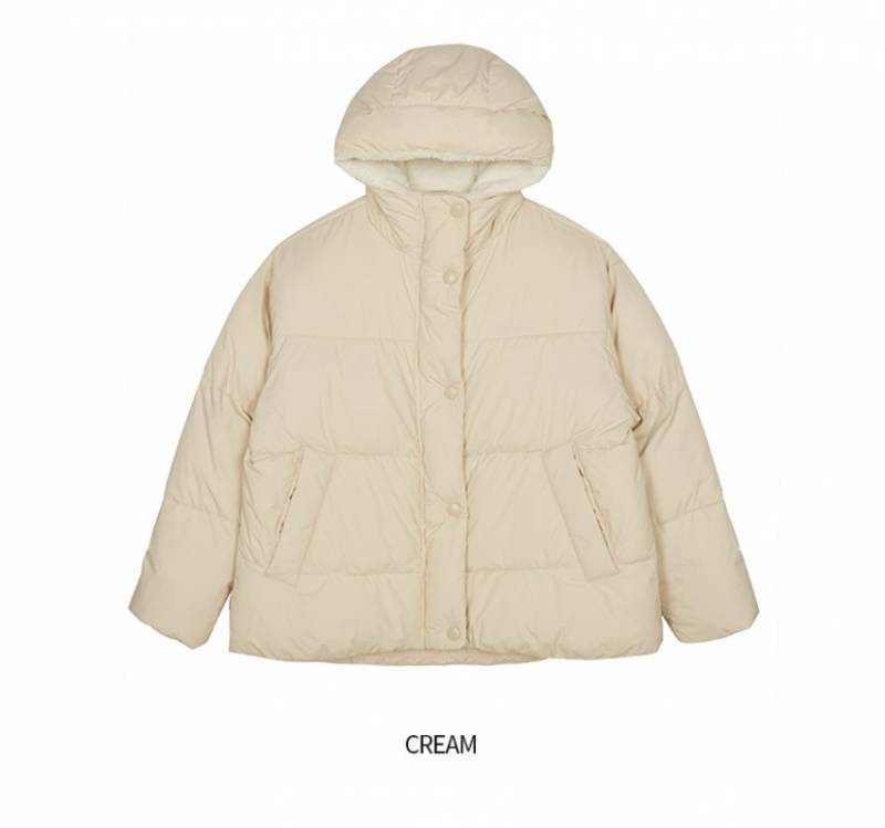 얘들아 이패딩 이상해? | 인스티즈