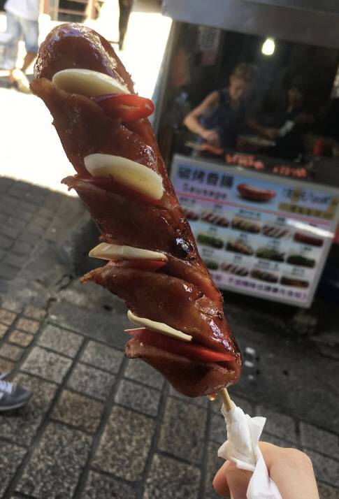 엄마아들 여자친구가 대만인이라 대만여행 자주 가는데 소세지 꼭 먹으래 | 인스티즈