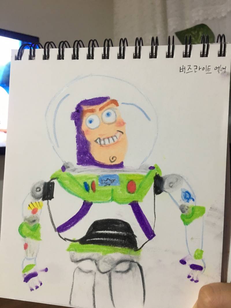 파스넷으로 버즈 그렸어 | 인스티즈