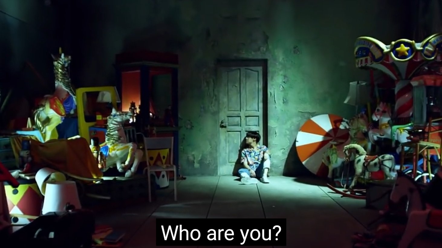 큰방탄들아 이거봐 ....호석이 펰럽 뮤비 기억나??? | 인스티즈