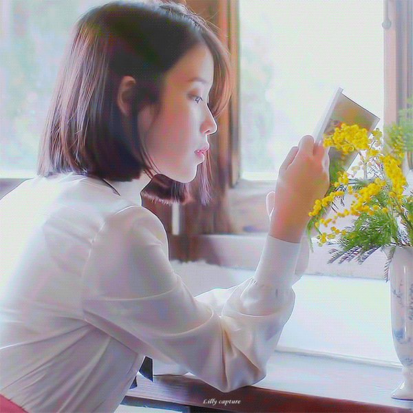 X나 이쁜 아이유나 보러와 | 인스티즈