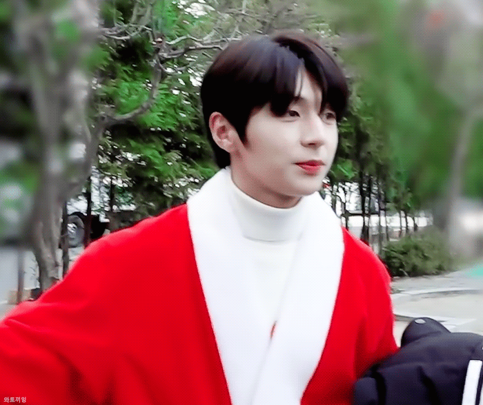 온앤오프 팬분들 골차들이 그냥 최와이를 외칠 수 있는데요 글자보니까 보고싶어진것뿐 눈치주는 거 아니니까 마음껏 집착하시고?앓으시면 됩니다 | 인스티즈