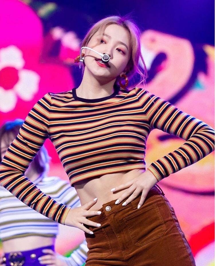 이쯤되서 다시보는 예리 복근 | 인스티즈