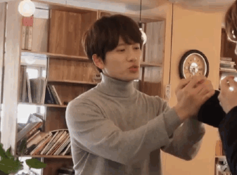 내 배우 잘생긴거 봐줘... | 인스티즈