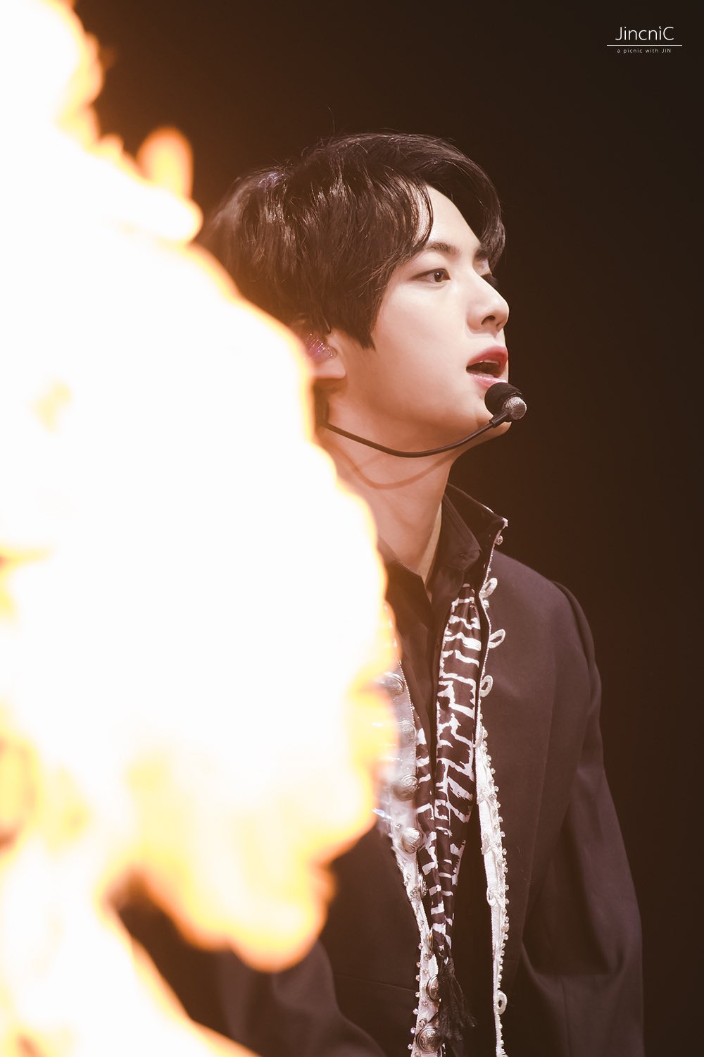 방탄 진 얼굴.. 하아 | 인스티즈