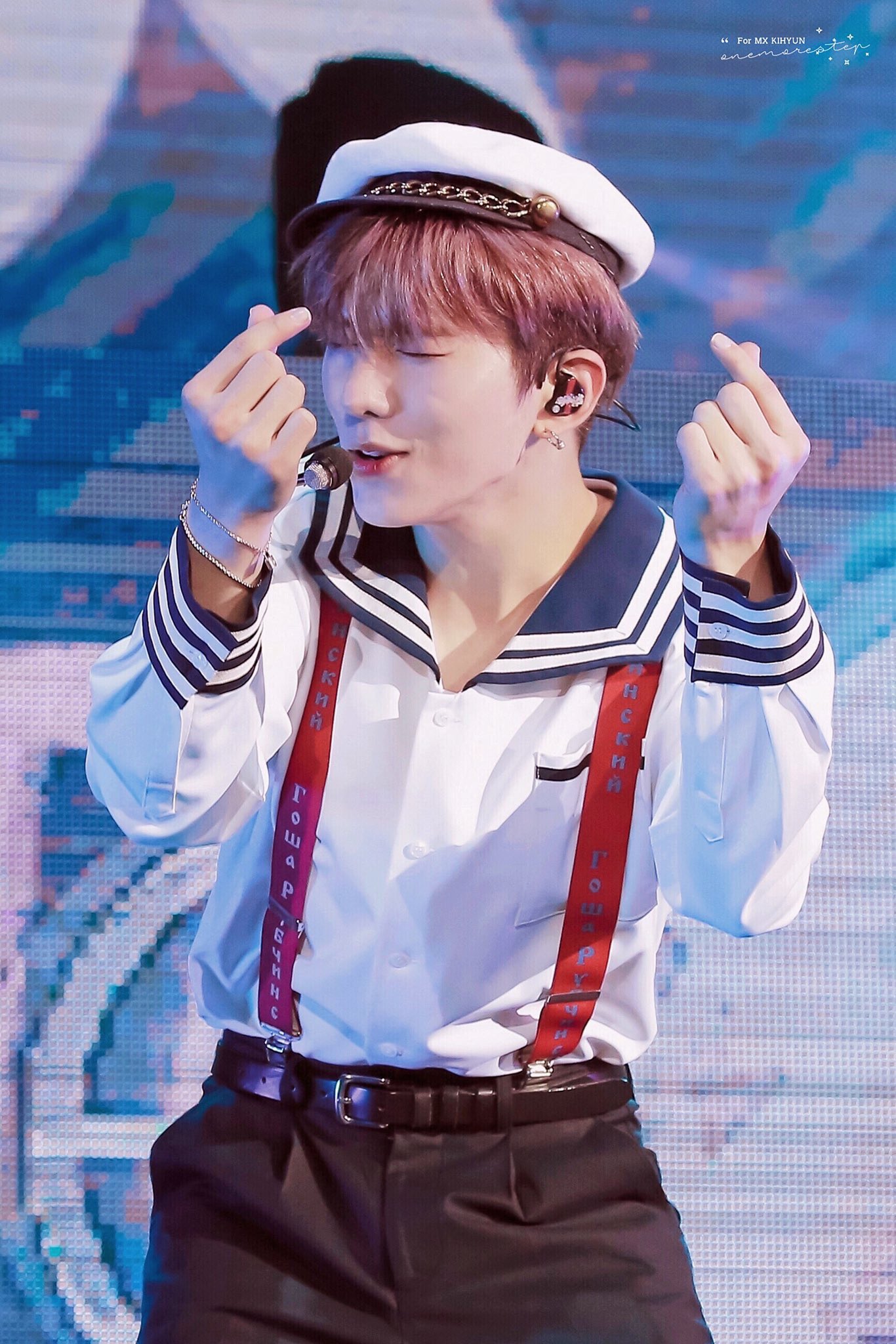 남돌한테 베레모를 씌우는 데는 다 이유가 있는듯 | 인스티즈